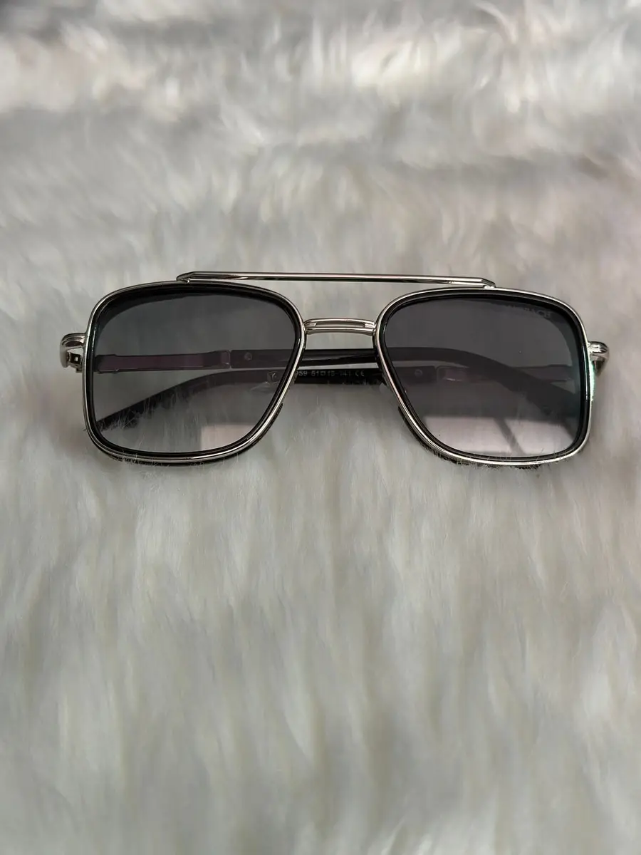 Maybach Double-Bridge Square Navigator Sunglasses – Silver & Black / Gradient Grey Lens