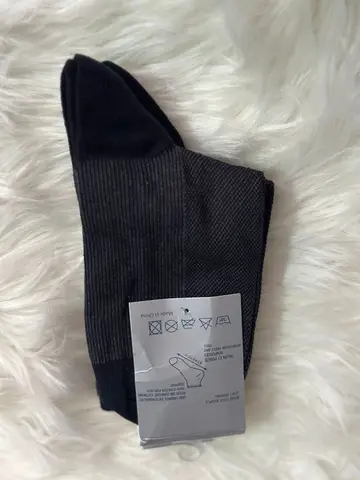 Black Ribbed Comfort Socks